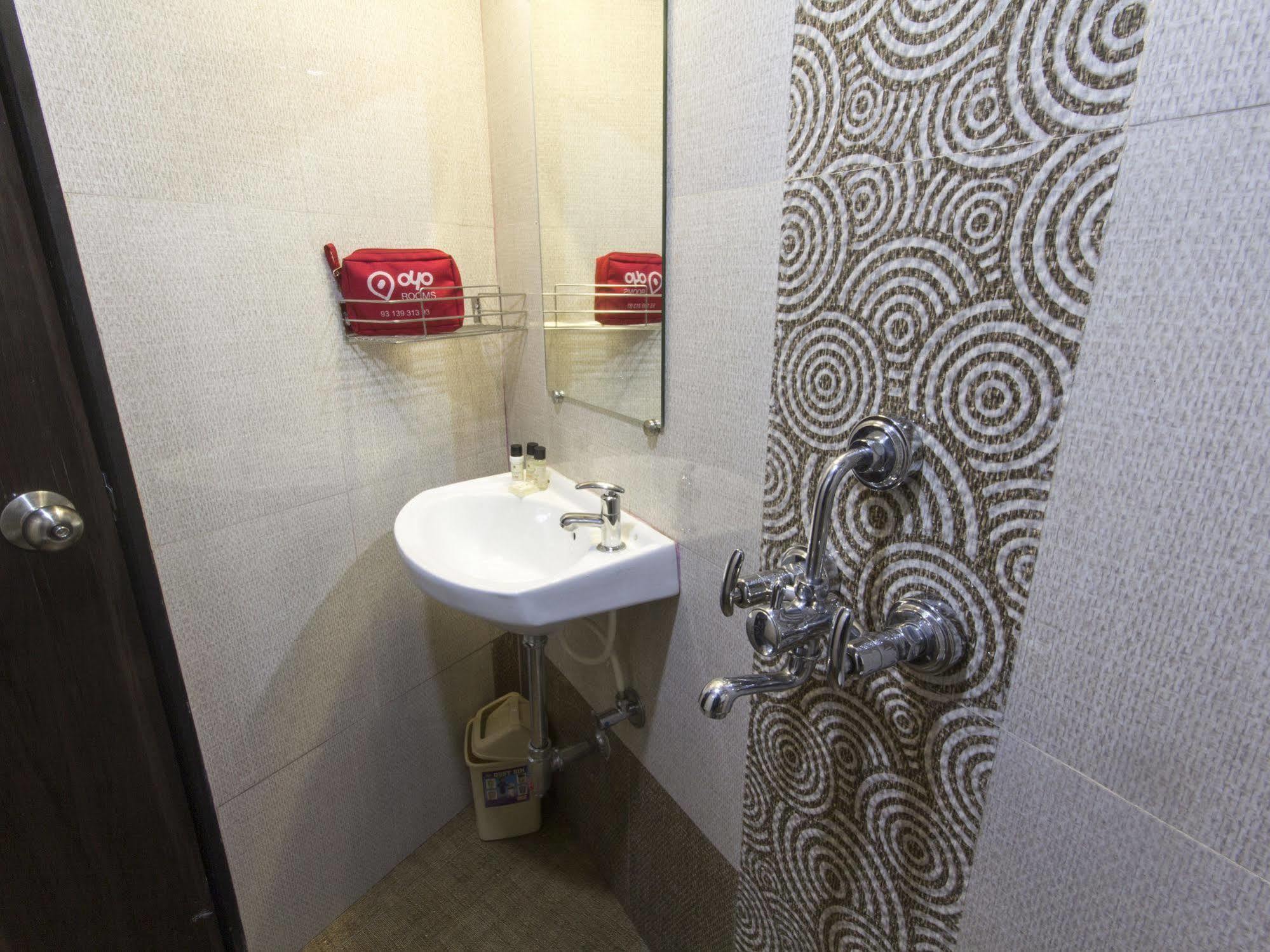 Hotel Accore Inn 뭄바이 외부 사진