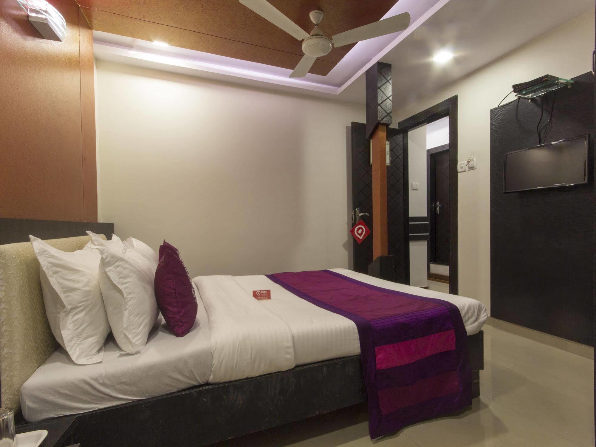 Hotel Accore Inn 뭄바이 외부 사진